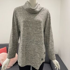 NWT MARISE Soft Cowl Neck Top with Asymetrical Hem and Button Detail Size Large